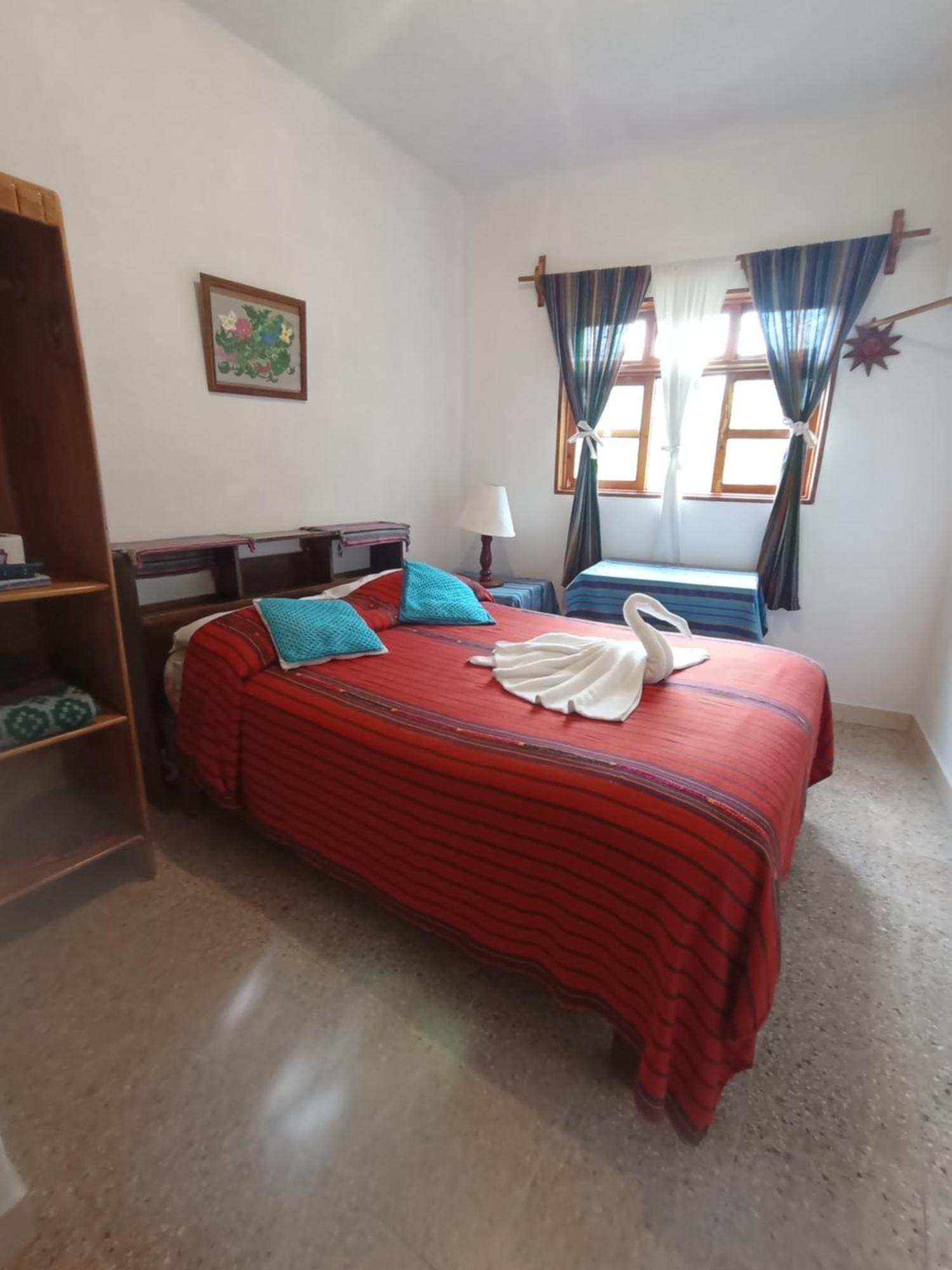 Hostal Mario'S Rooms Panajachel Dış mekan fotoğraf