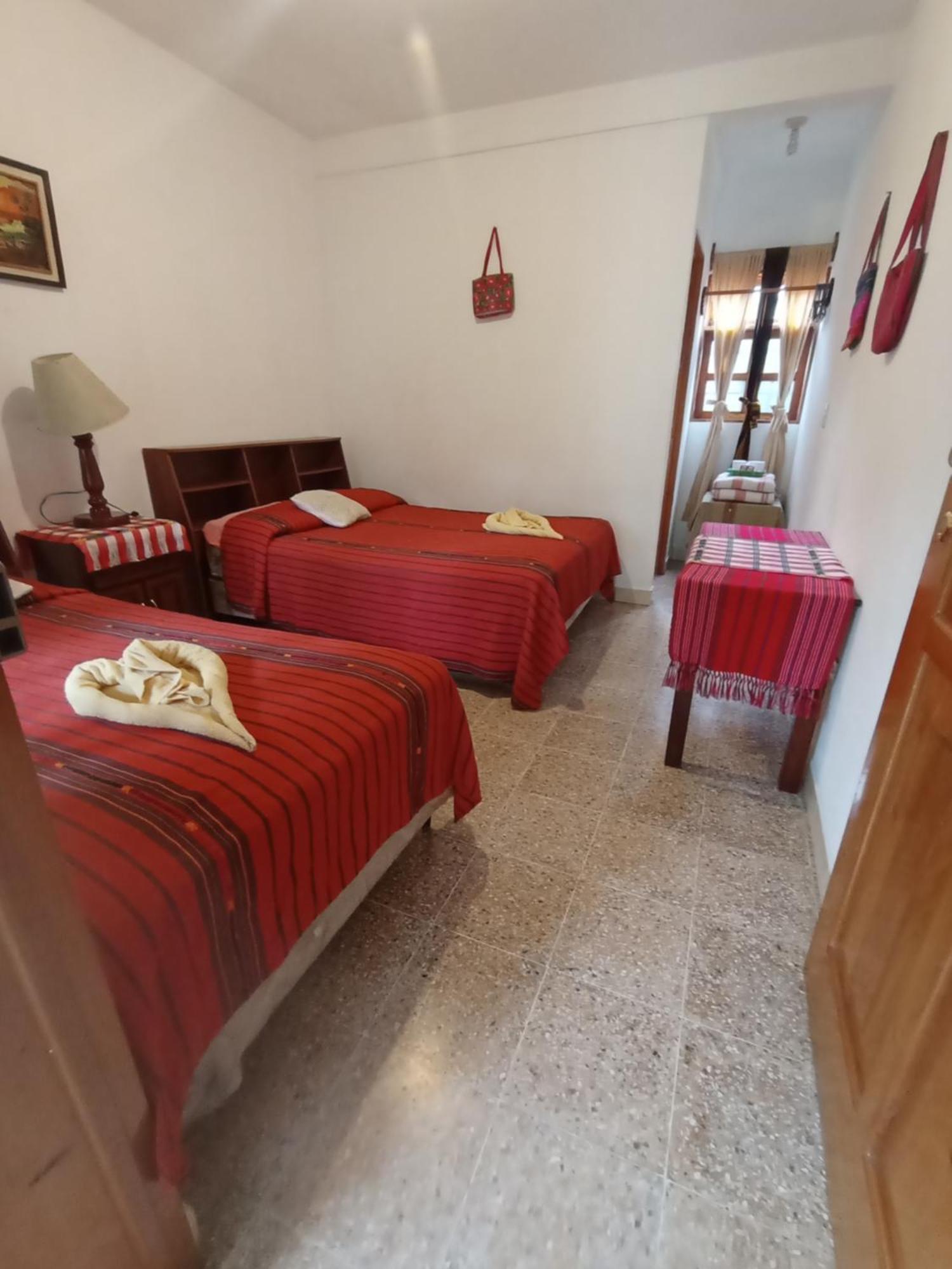 Hostal Mario'S Rooms Panajachel Dış mekan fotoğraf