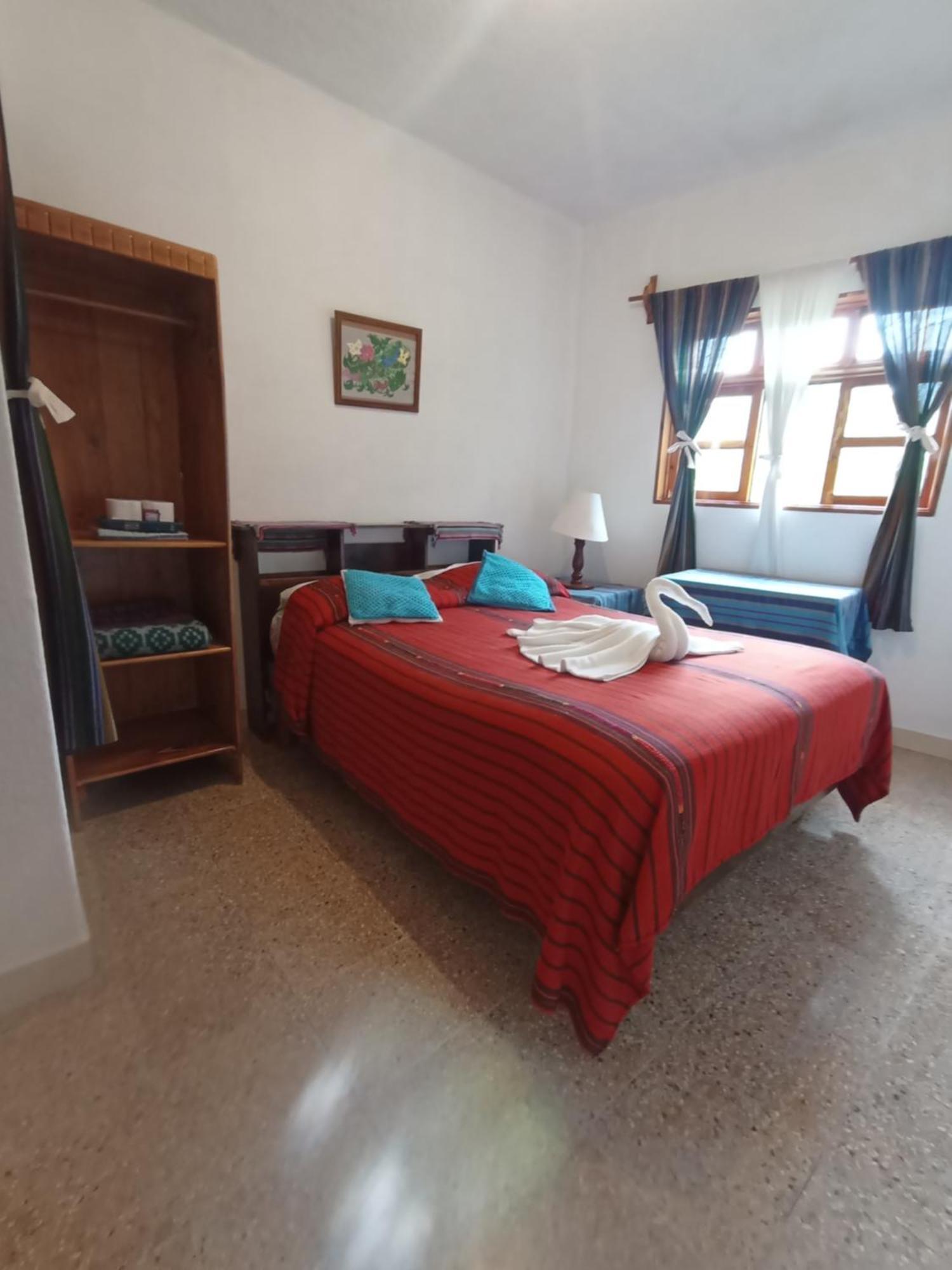 Hostal Mario'S Rooms Panajachel Dış mekan fotoğraf